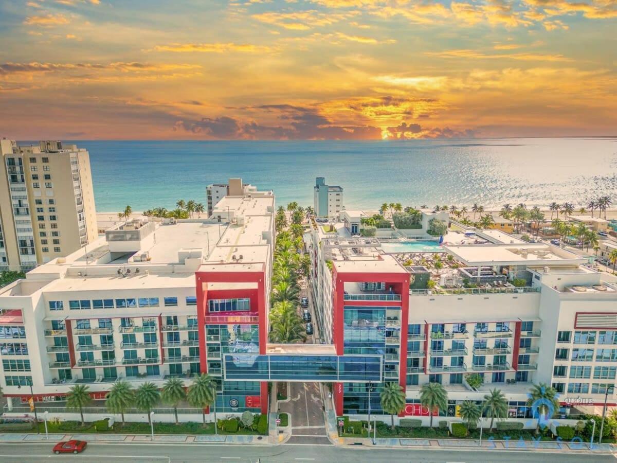 Rooftop Pool - Balcony - Hollywood Beach Broad - Walk Екстериор снимка