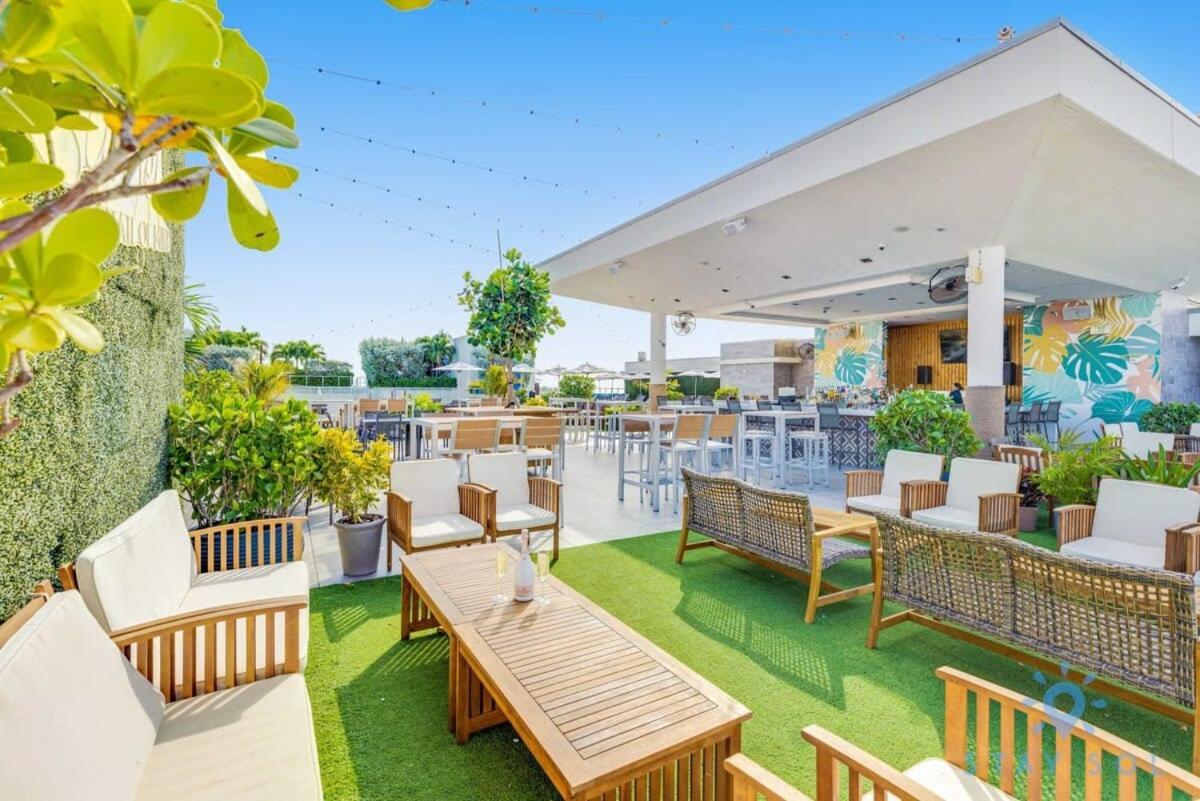 Rooftop Pool - Balcony - Hollywood Beach Broad - Walk Екстериор снимка
