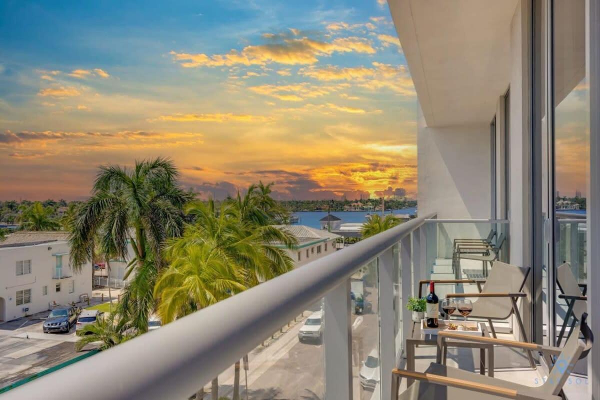 Rooftop Pool - Balcony - Hollywood Beach Broad - Walk Екстериор снимка
